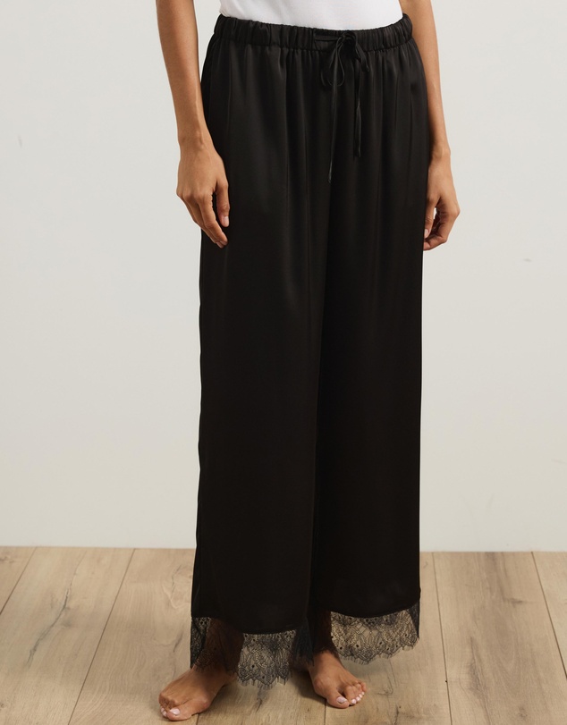 Atmos&Here - Pearl Lace Trim Long Sleeve Satin Pyjama Set
