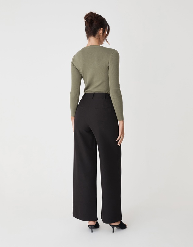 Forcast - Vicky V-Neck Knit