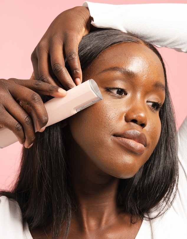 Kahlia Skin - Ultrasonic Dermaplaner