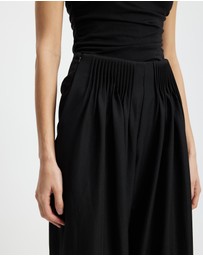 Mossée - Aviva Pleated Pants