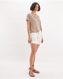Amelius - Enid Three Quarter Button Tee