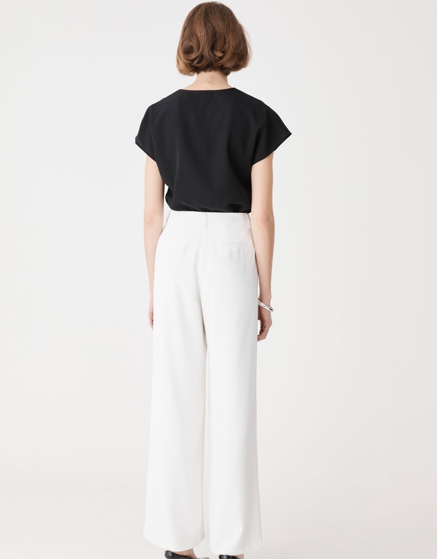 Forcast - Jane Pleated Neck Top