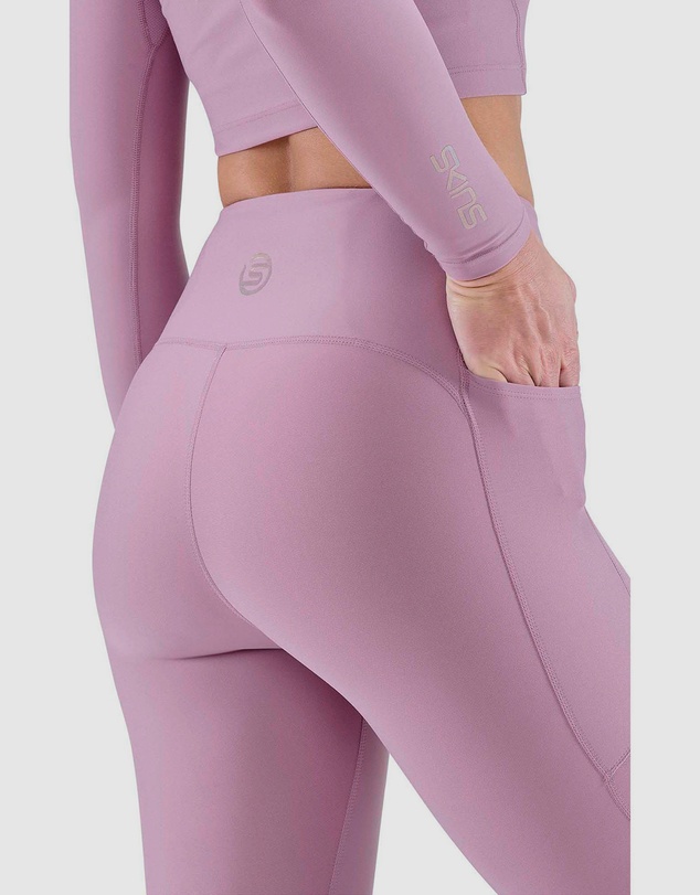 SKINS - MOTION Compression Long Tights - Women's
