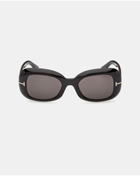 Tom Ford - Paloma 02