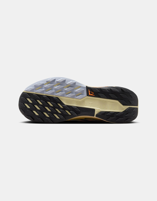 Nike - Pegasus Trail 5 - Women's