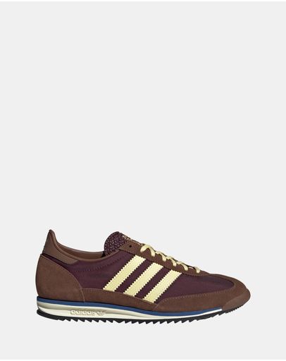Maroon, Almost Yellow & Preloved Brown