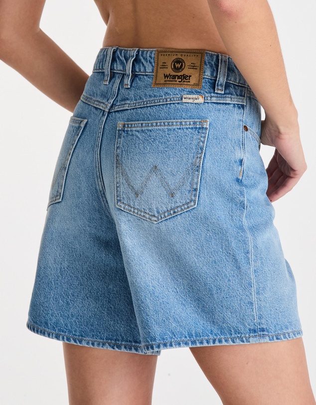 Wrangler - Mid Stevie Shorts