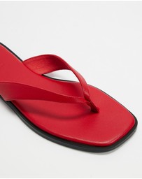 AERE - Flat Leather Thongs