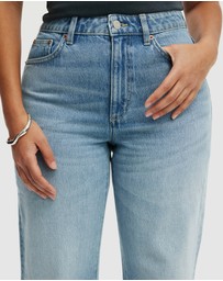 Cotton On - Curvy 91 Straight Jeans