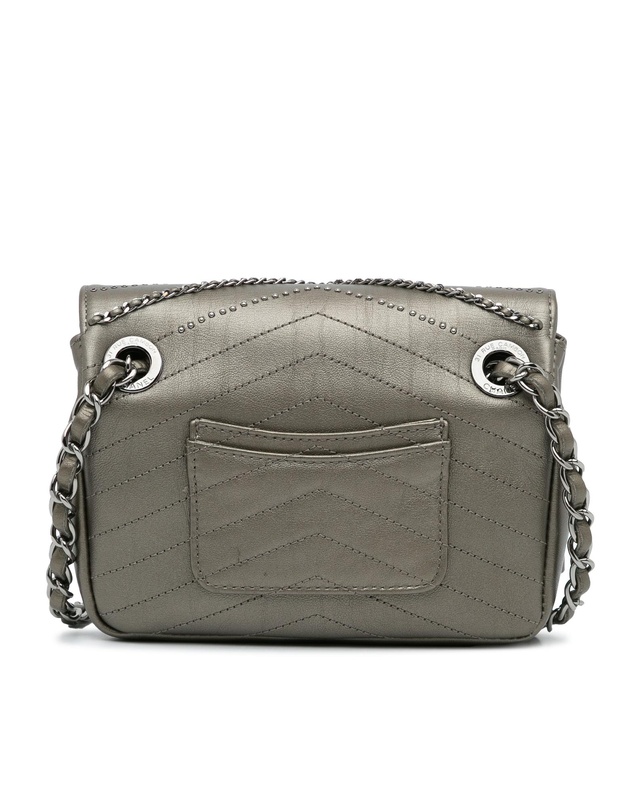 Pre-Loved by Azura Reborn - Pre-Loved chanel Chanel Crossbody Bag Metal Chain Detail