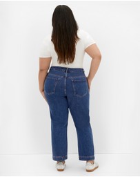 City Chic - Plus size Harley Fit Kenia Straight Jean - mid wash