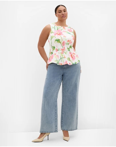 City Chic - Plus size Jamie Floral Print Peplum Top - white