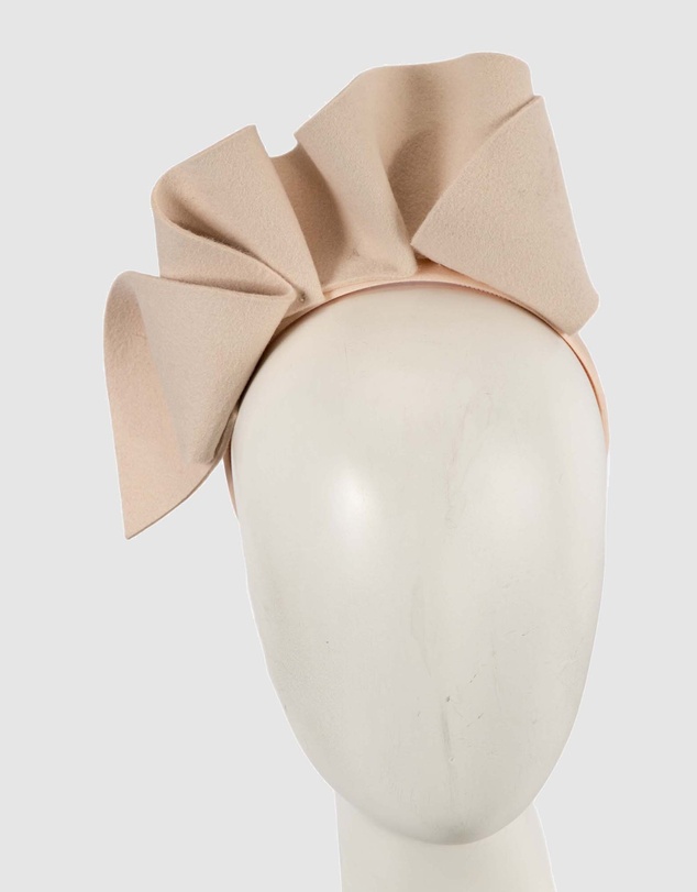 Max Alexander - Felt Beige Winter Racing Fascinator
