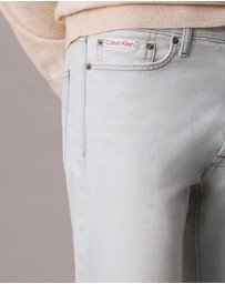 Calvin Klein Jeans - Standard Straight Jeans