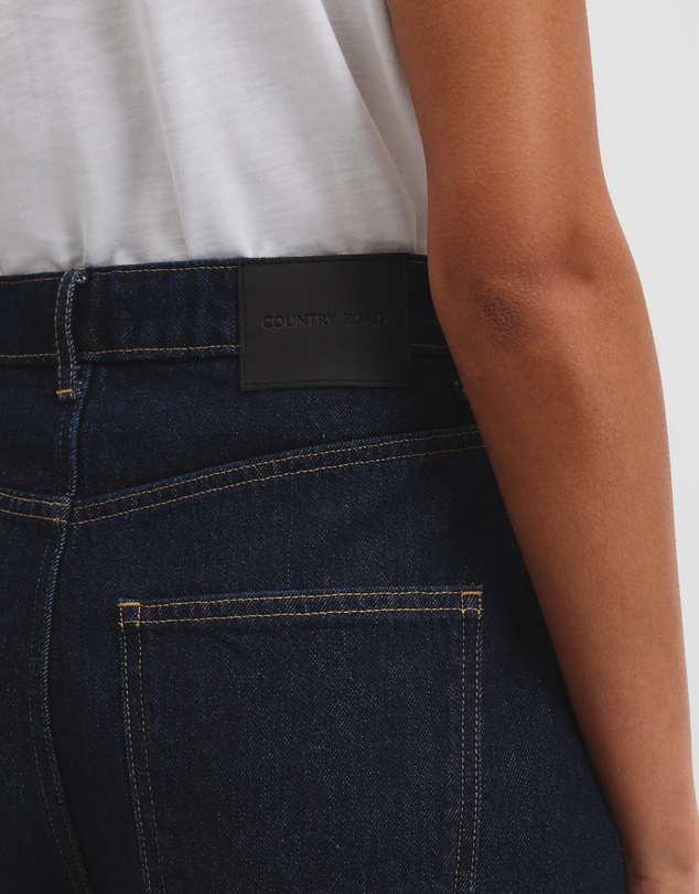 Country Road - Curved Wide Leg Jean