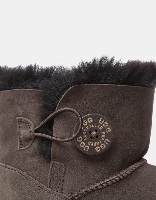 EVERAU - Australian Shepherd Ugg Mini Button Sheepskin Upper UGG Boots