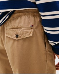 Tommy Hilfiger - Washed Twill Relaxed Cargo Shorts