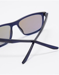 Nike - Sun Embar P FV2409
