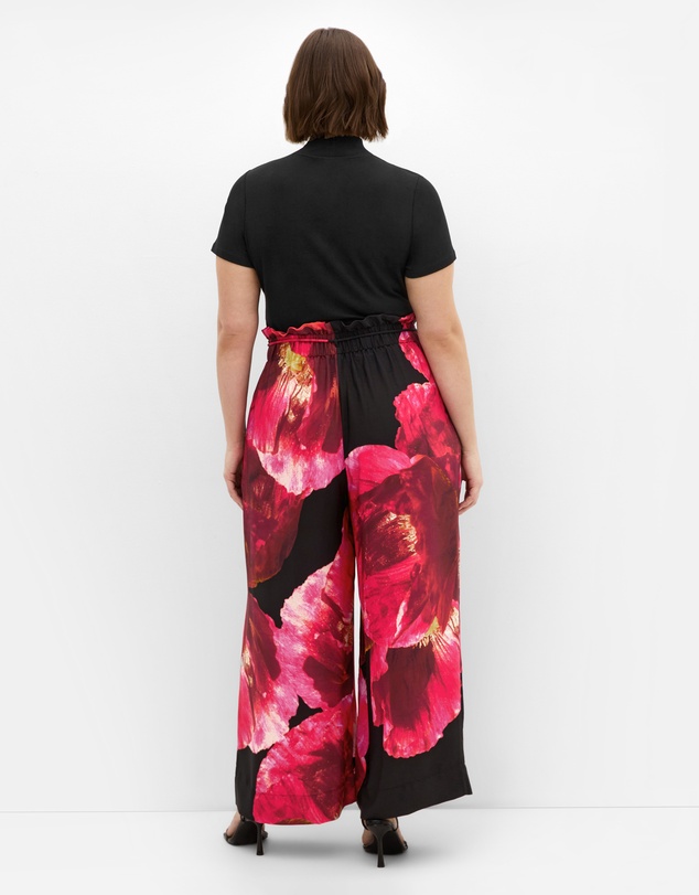 City Chic - Plus size Shania Floral Print Wide Leg Pant - black
