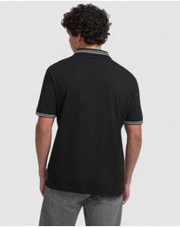 GUESS - GUESS JEANS Short Sleeve Regular Soccer Polo T-Shirt