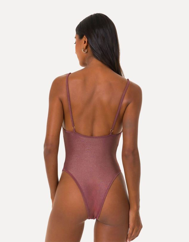 FAE - Romi One Piece