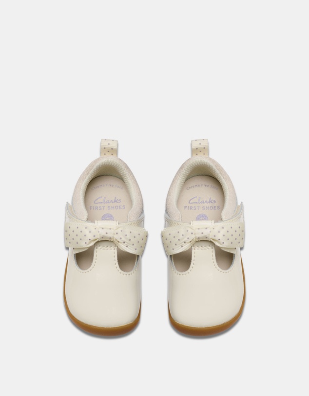 Clarks - Roamer Trim (T) White