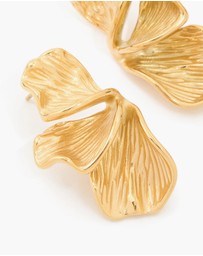 Lovisa - Waterproof Gold Plated Stainless Steel Petal Fan Earrings