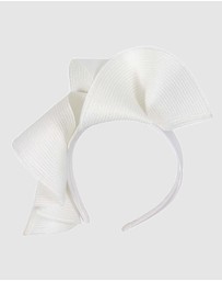 Max Alexander - Large Wavy White Racing Fascinator