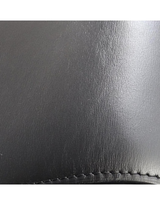 Pre-Loved by Azura Reborn - Pre-Loved Medium Calfskin Classic Box