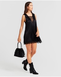 Belle & Bloom - After Party Lace Mini Dress