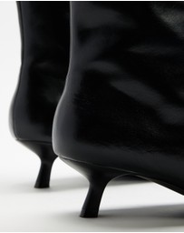 AERE - Maria Leather Kitten Heel Boots