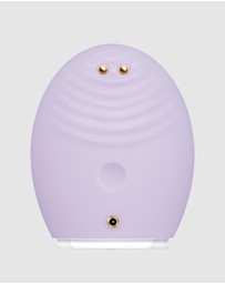 FOREO - LUNA 3 Plus Facial Cleansing Smart Device - Sensitive Skin