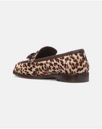 Kate Spade - Deco Bow Downtown Leopard Haircalf Loafers