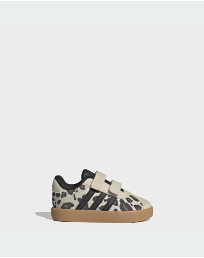 Crystal Linen / Core Black / Khaki Six