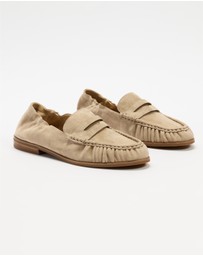 AERE - Comfort Back Suede Loafers