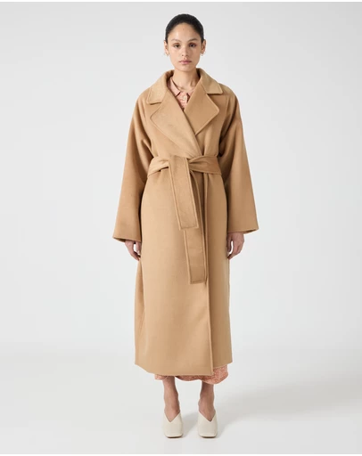 Third Form - Classic Wool Coat