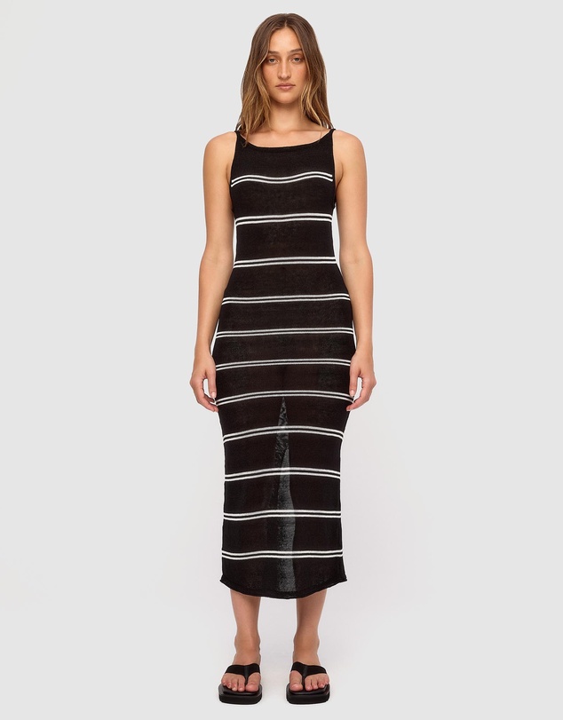 Zulu & Zephyr - Textured Knit Maxi Dress