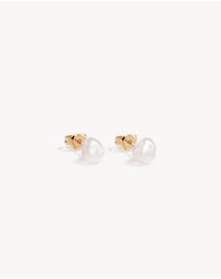 By Charlotte - Under the Moonlight Pearl Stud Earrings