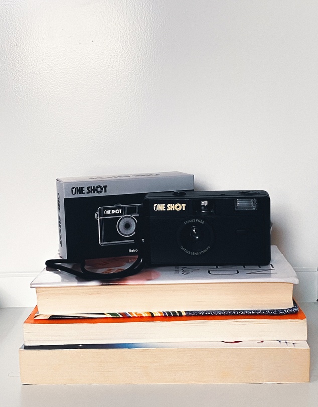 1Shot - Reusable 35MM Film Camera