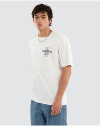 Nena & Pasadena - Dreams Box Fit Tee