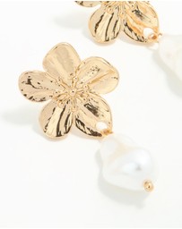 Lovisa - Gold Plated Pearl & Flower Drop Earrings