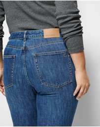 Commonry - The Mid Rise Slim Jean