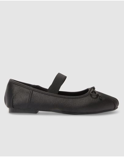 BLACK SATIN