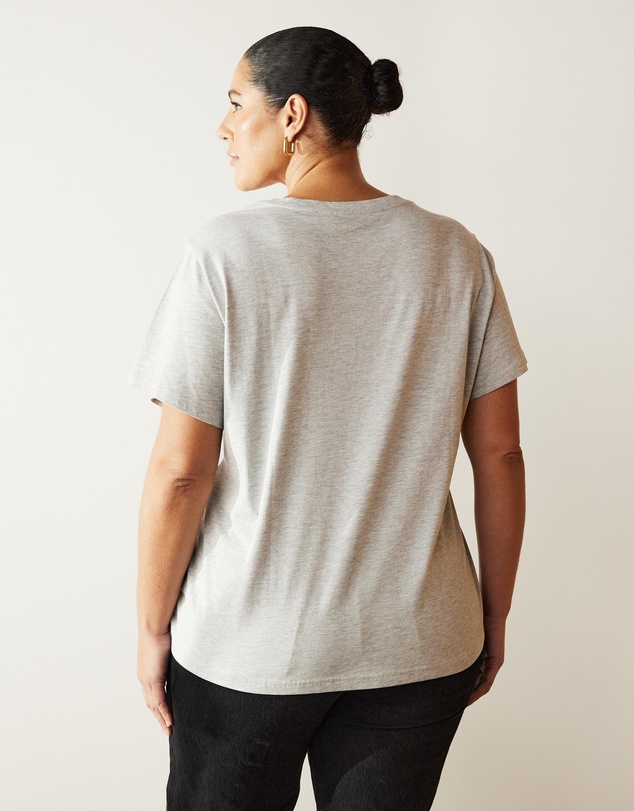 Atmos&Here Curvy - Organic Cotton Crew Neck Tee