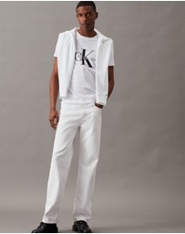 Calvin Klein Jeans - Core Monogram Logo Slim T-Shirt