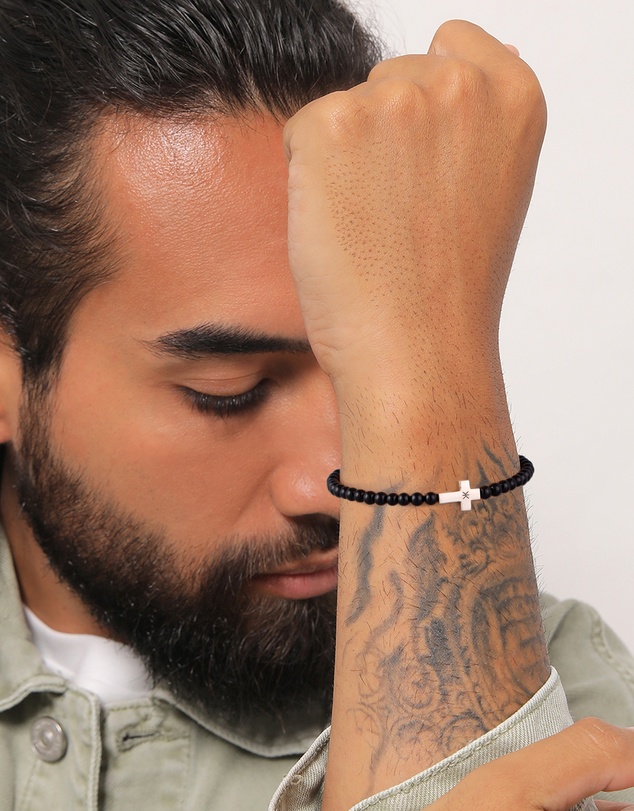 Kuzzoi - ICONIC EXCLUSIVE - Onyx Beads Bracelet with Silver Cross