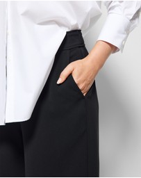 Commonry - The Draped Leg Crepe Trouser