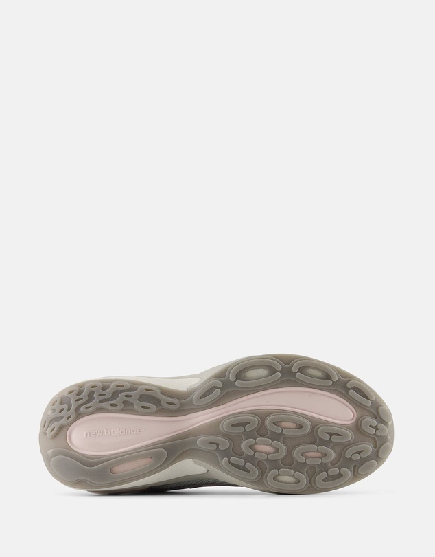 New Balance - AC Runner - Women's
