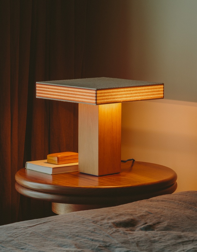 Dennis Did It - Trunk Lamp Dirt