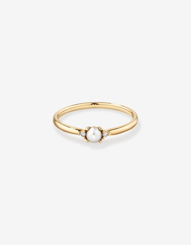 Michael Hill - 3 Stone Ring with Cultured Freshwater Pearl & Diamonds in 10kt Yellow Gold